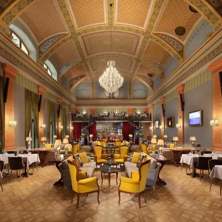 Star Hotel