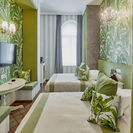 Star Hotel Hotel